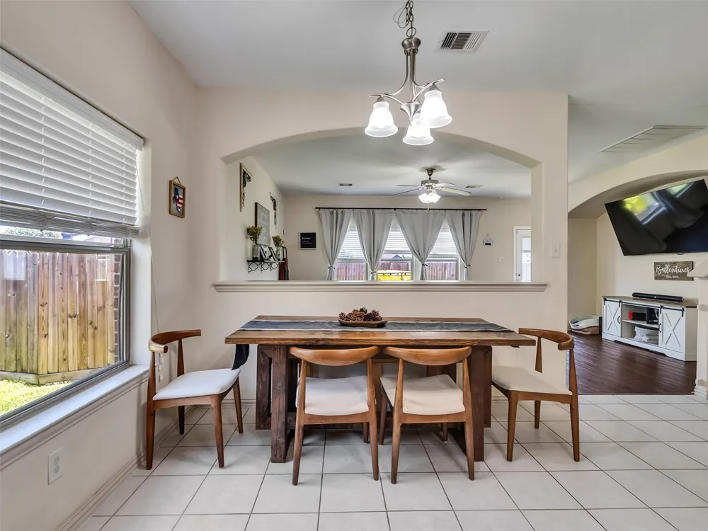 26133 Gallant Knight Lane Kingwood, TX 77339