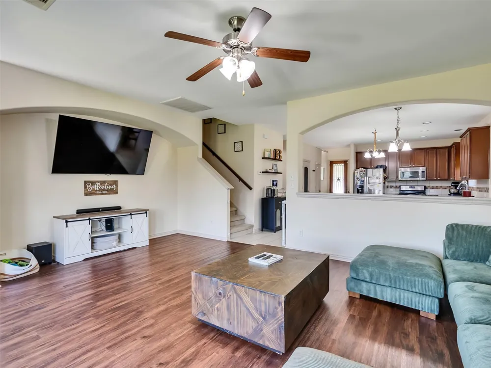 26133 Gallant Knight Lane Kingwood, TX 77339