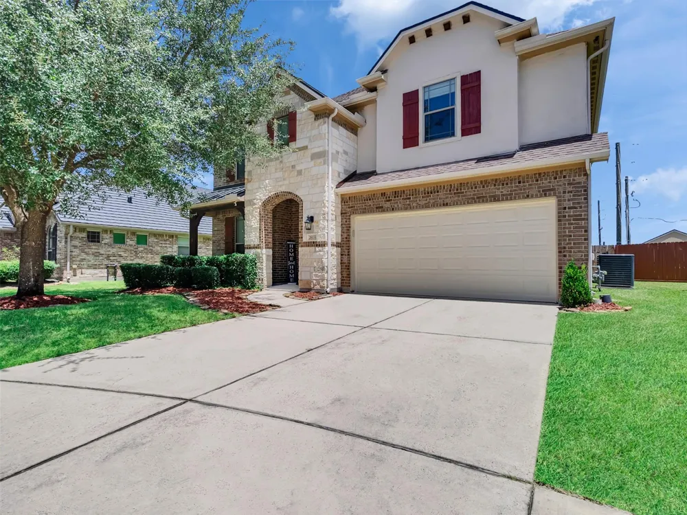 26133 Gallant Knight Lane Kingwood, TX 77339