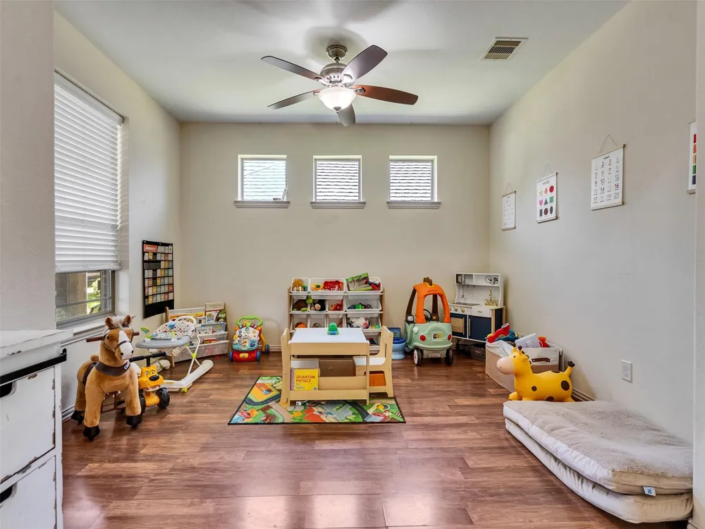 26133 Gallant Knight Lane Kingwood, TX 77339