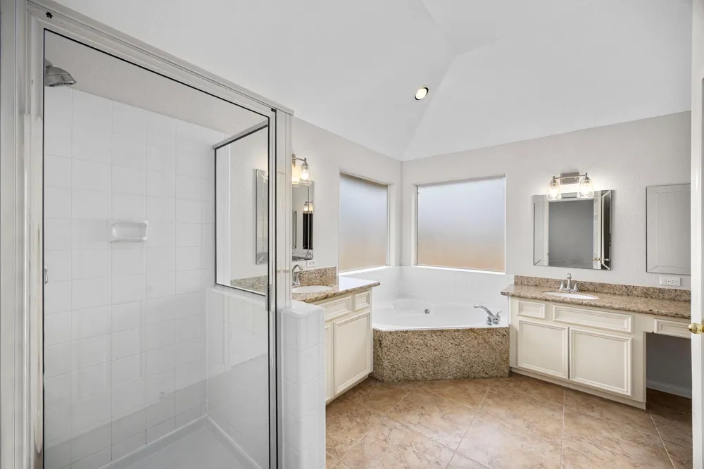 6908 Westgate Street Wallis, TX 77485