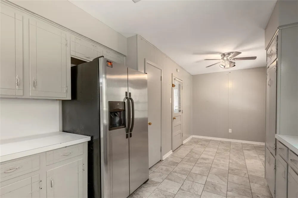 427 Sunnyside Street Huntsville, TX 77320
