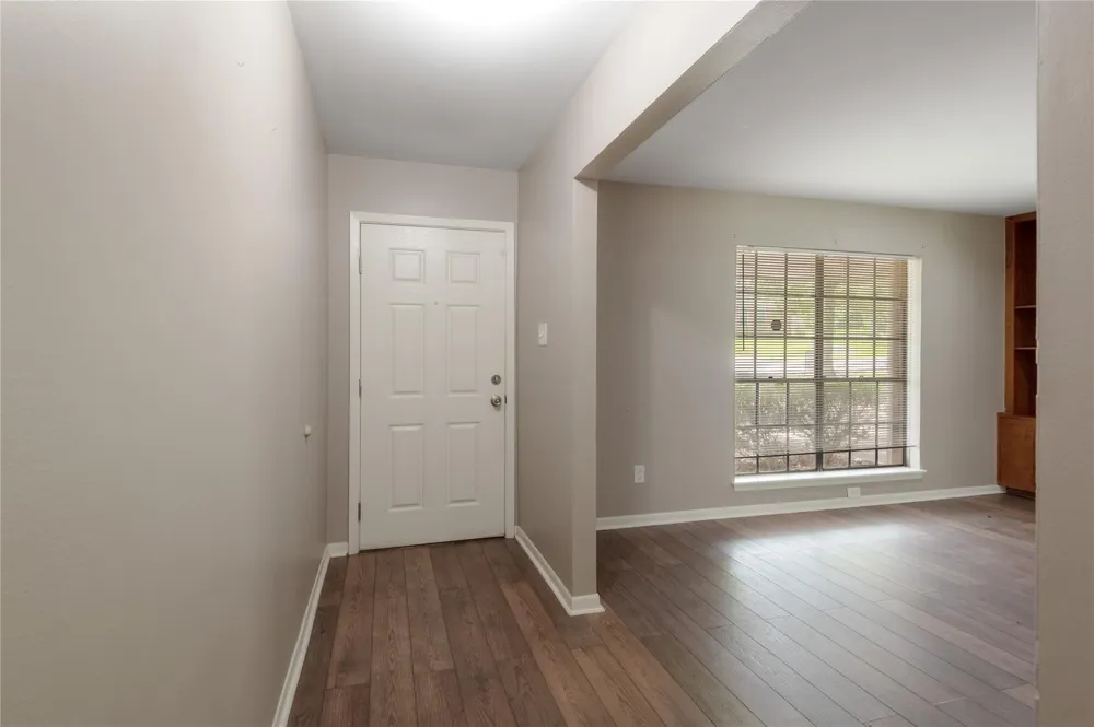 427 Sunnyside Street Huntsville, TX 77320
