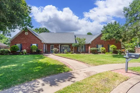 57 Silver Lace Court