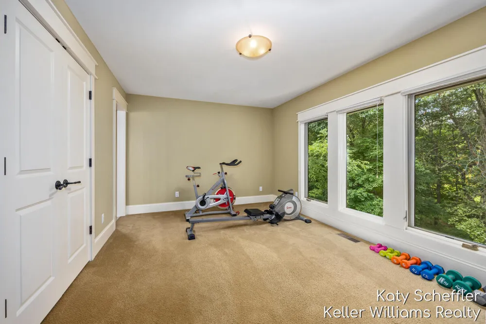 6065 W Back Forty Drive NE Belmont, MI 49306