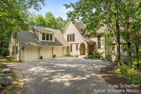 6065 W Back Forty Drive NE