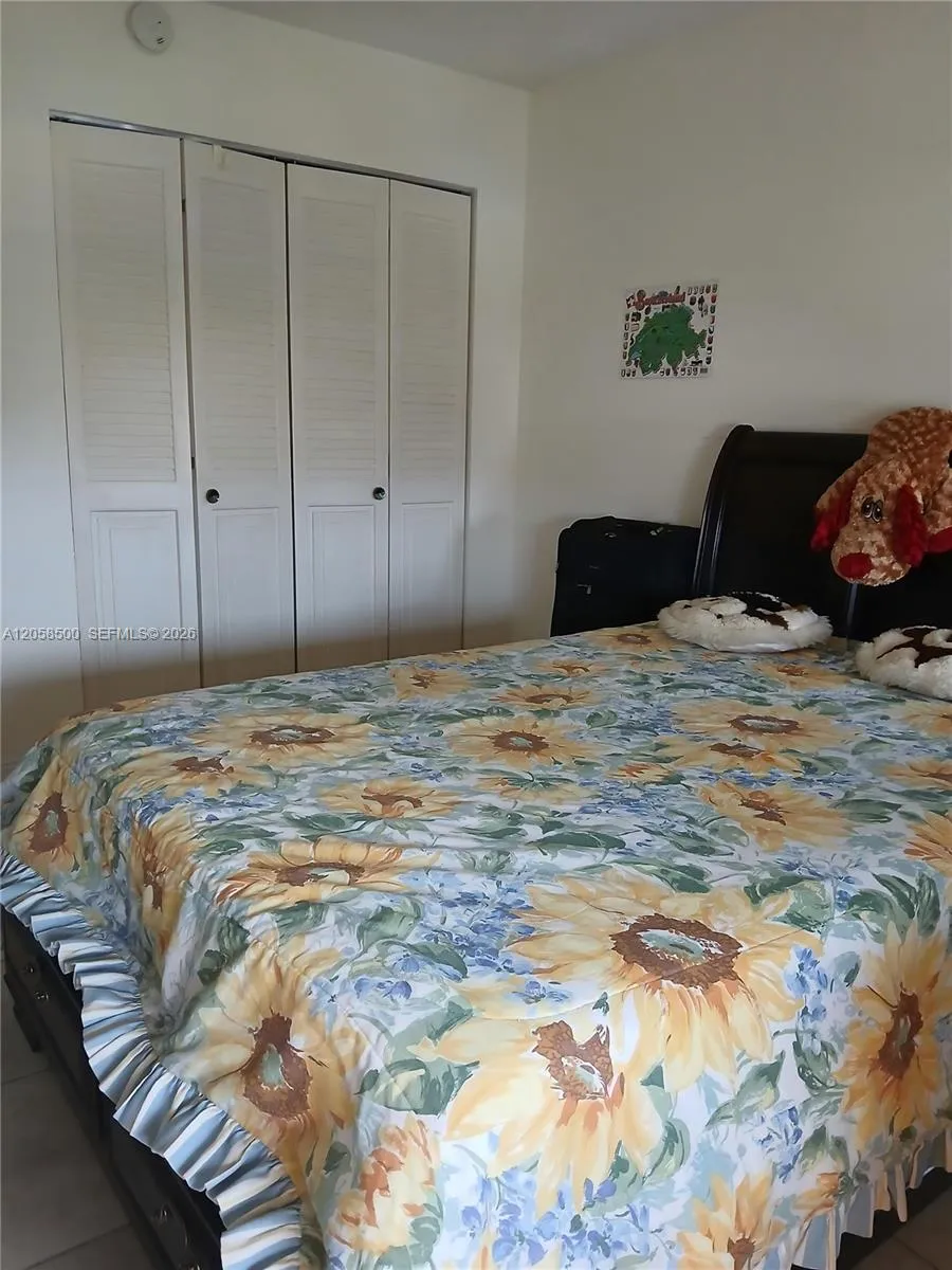 1100 Saint Charles Pl #712 Pembroke Pines, FL 33026