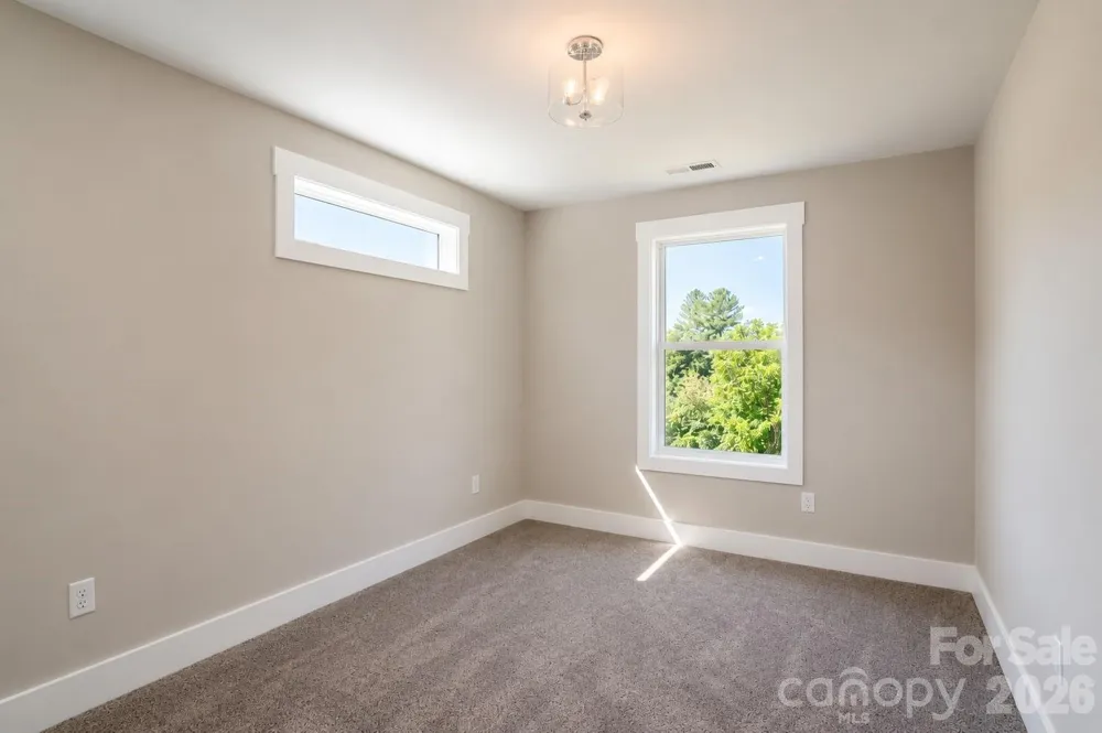 28 Brice Street #14 Asheville, NC 28806