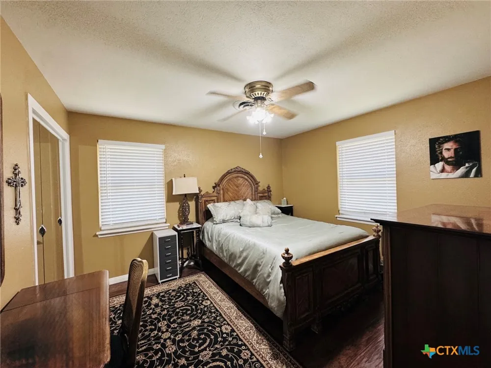105 Curry Drive Gatesville, TX 76528