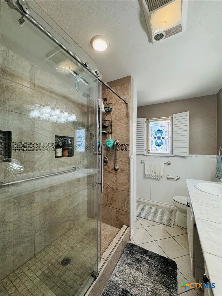 105 Curry Drive Gatesville, TX 76528