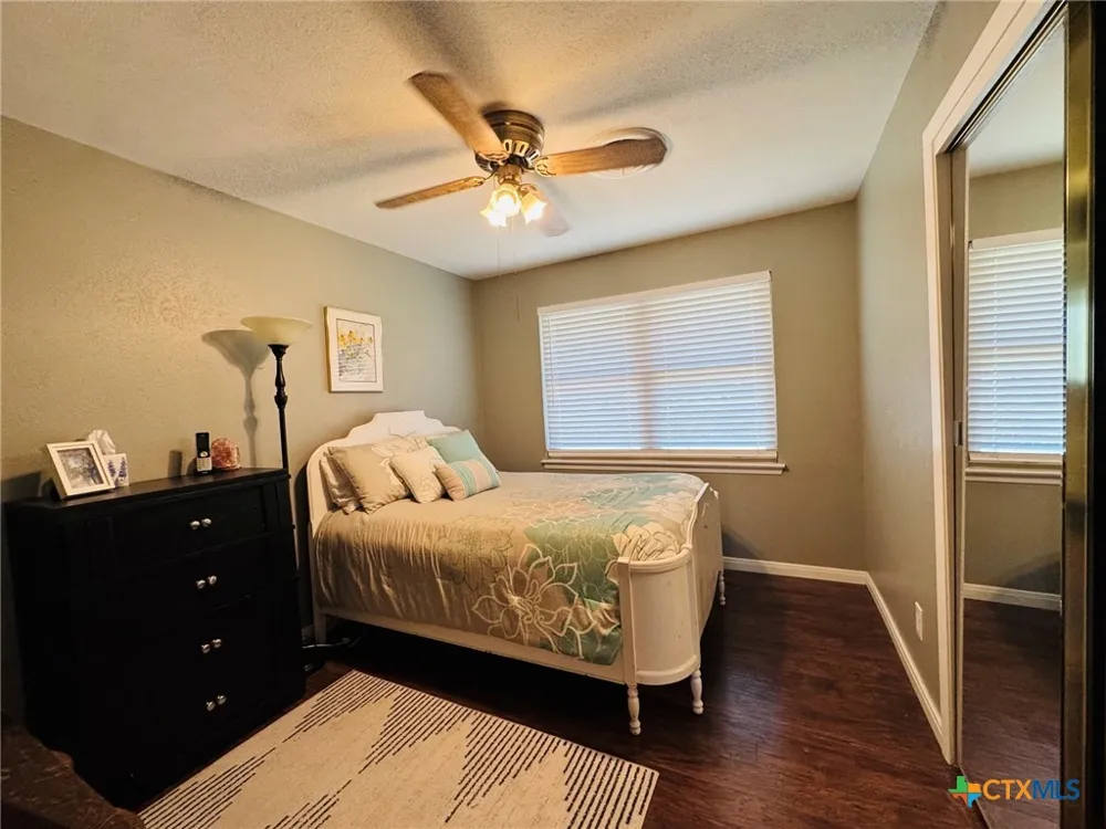 105 Curry Drive Gatesville, TX 76528