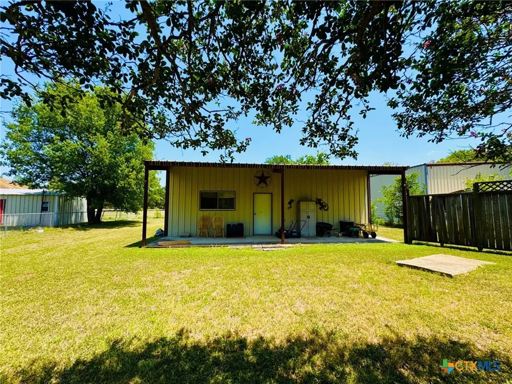105 Curry Drive Gatesville, TX 76528