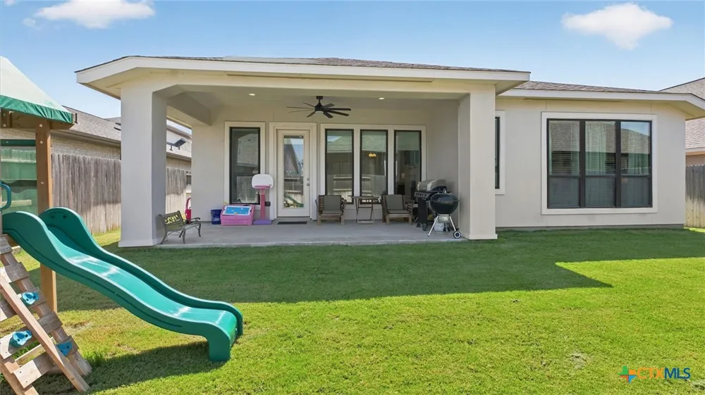 613 Meade Street New Braunfels, TX 78132
