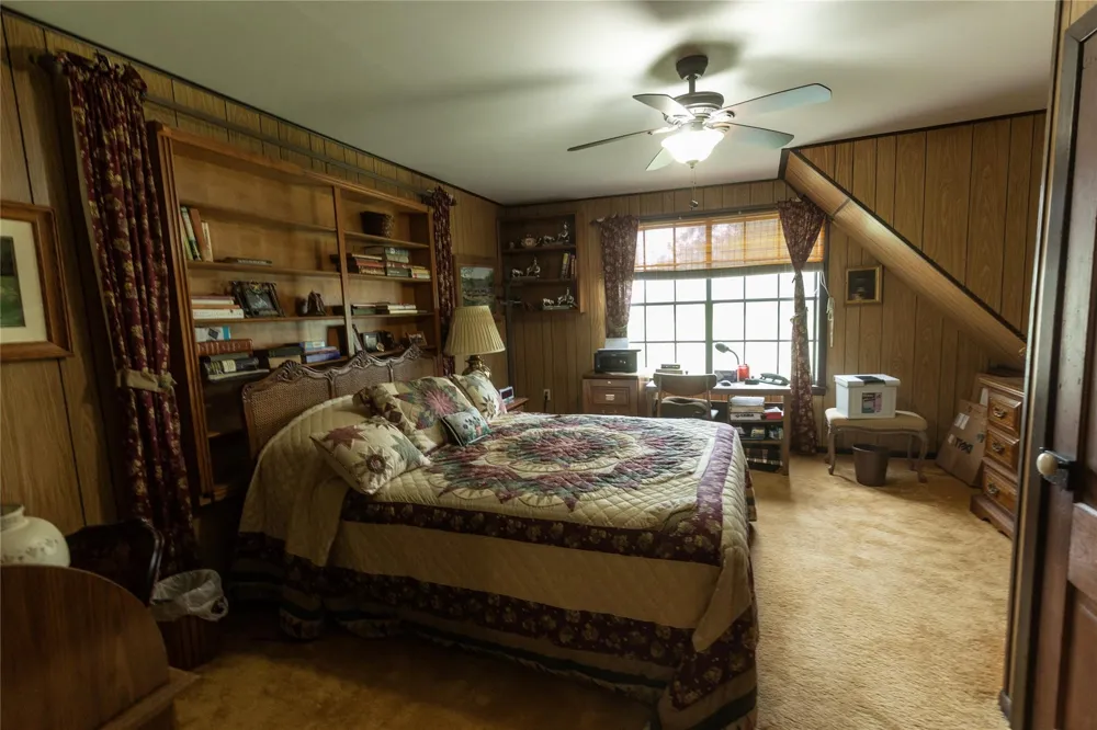 4721 Andreas Road Round Top, TX 78954
