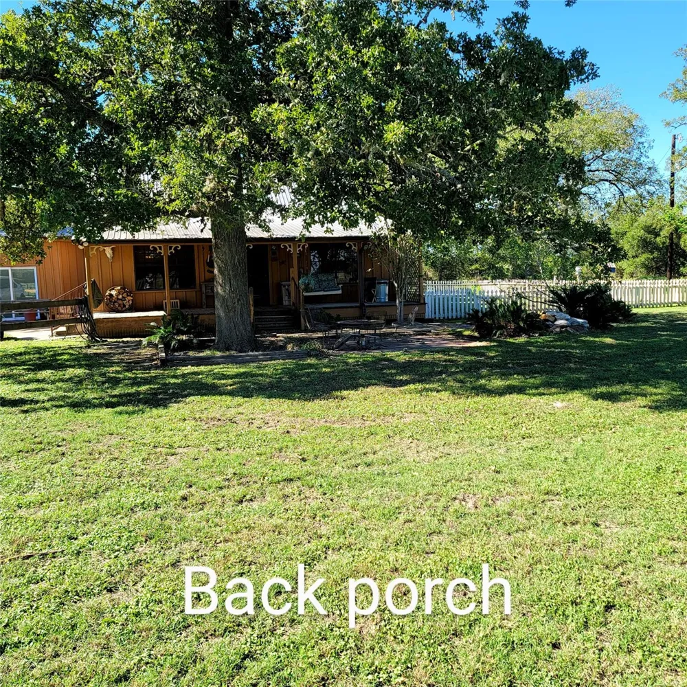 4721 Andreas Road Round Top, TX 78954