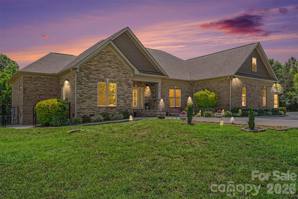 5702 Army Road Marshville, NC 28103