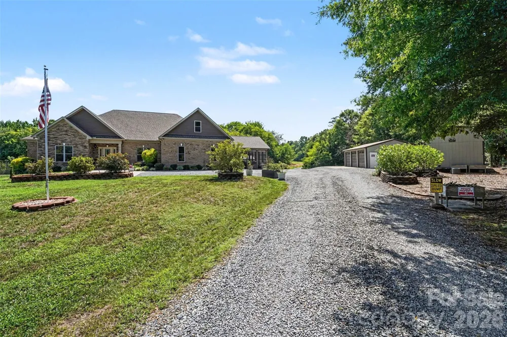 5702 Army Road Marshville, NC 28103