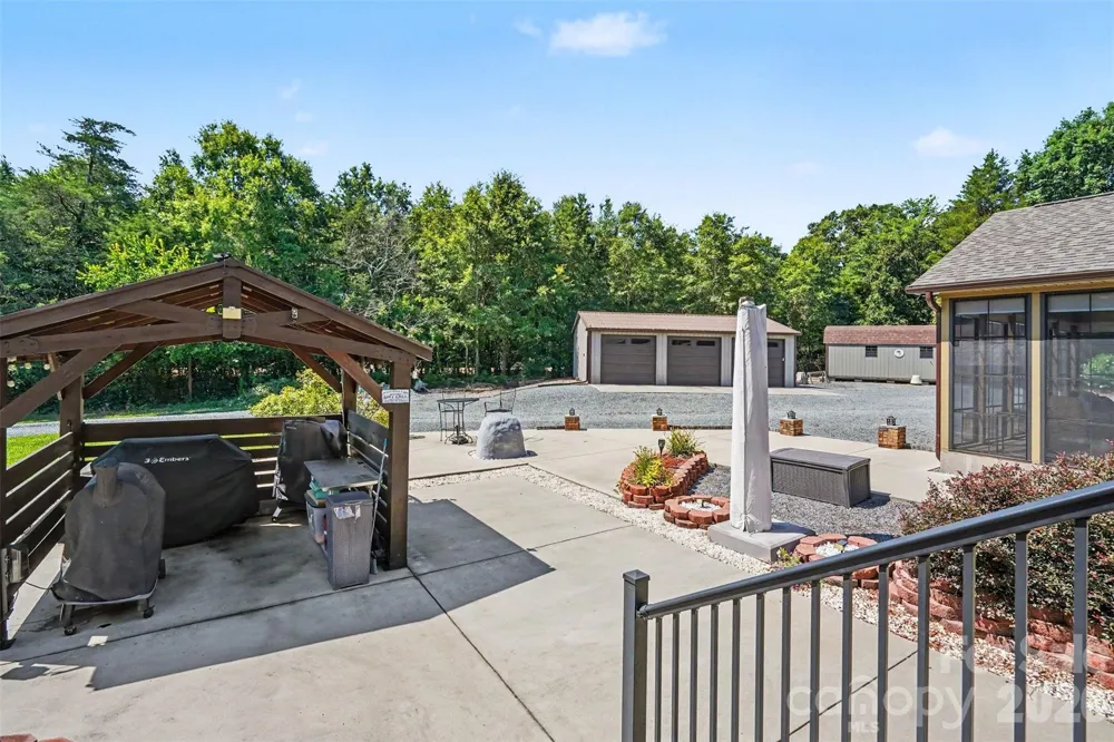 5702 Army Road Marshville, NC 28103