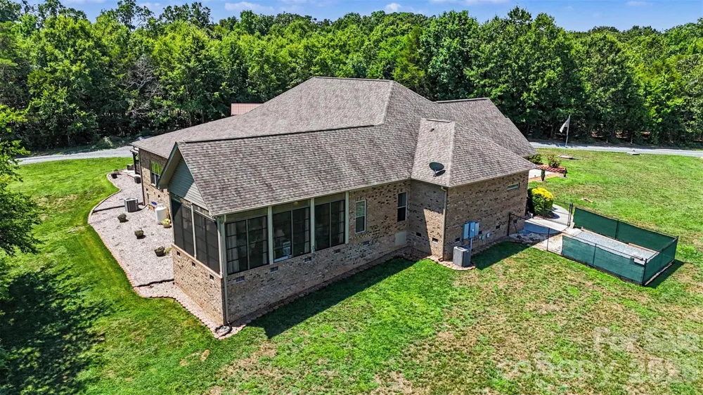 5702 Army Road Marshville, NC 28103