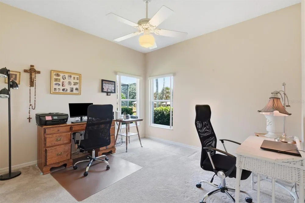 6042 LANDINGS BOULEVARD Lady Lake, FL 32159
