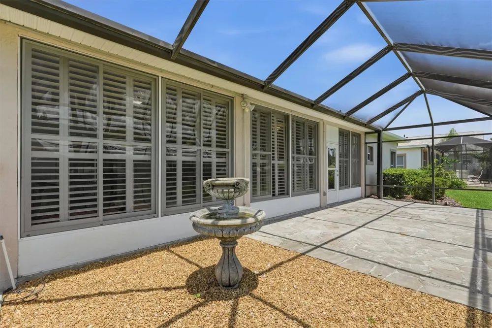 6042 LANDINGS BOULEVARD Lady Lake, FL 32159