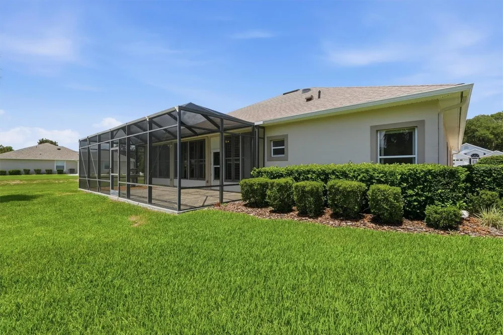 6042 LANDINGS BOULEVARD Lady Lake, FL 32159