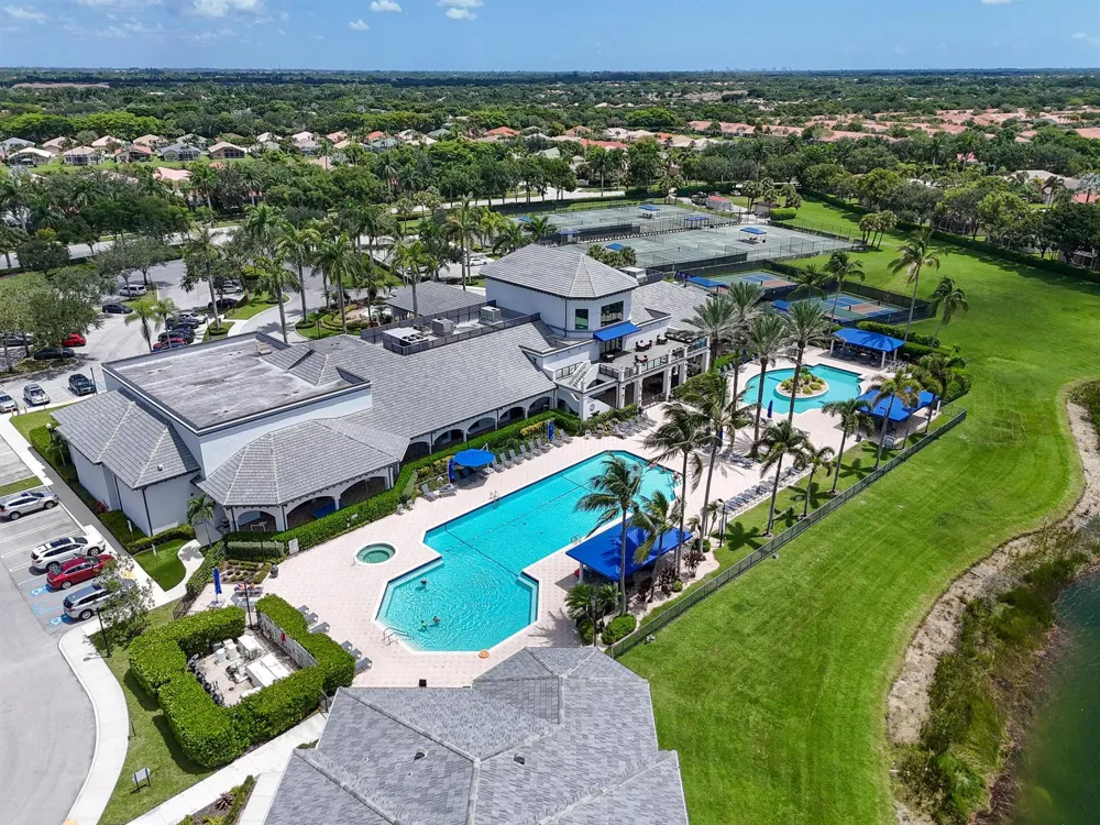 8402 Logia Circle Boynton Beach, FL 33472
