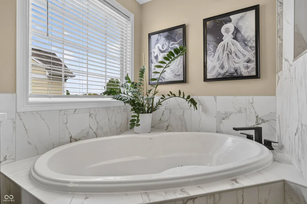 13082 Knights Way Fishers, IN 46037