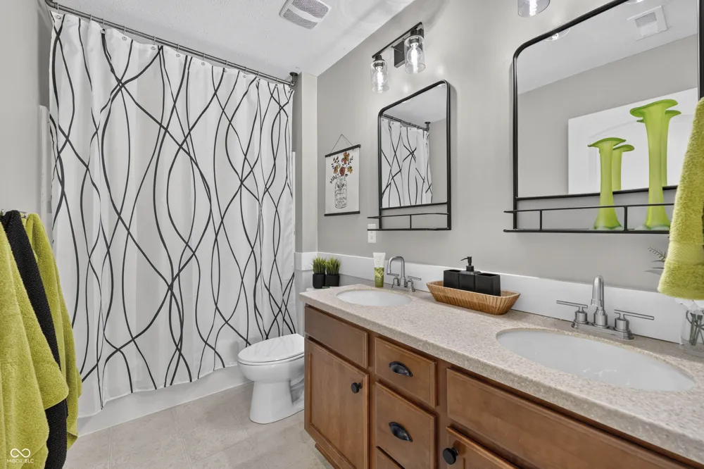 13082 Knights Way Fishers, IN 46037