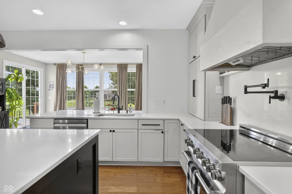 13082 Knights Way Fishers, IN 46037