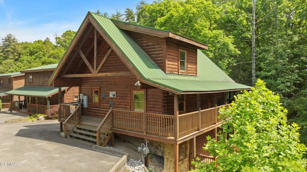 543 Blackberry Ridge Way Pigeon Forge, TN 37863