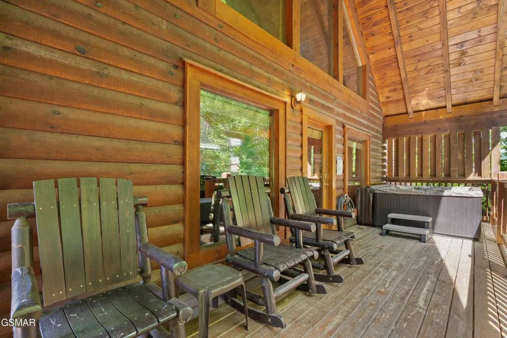 543 Blackberry Ridge Way Pigeon Forge, TN 37863