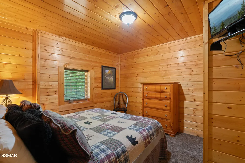 543 Blackberry Ridge Way Pigeon Forge, TN 37863
