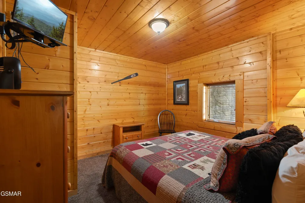 543 Blackberry Ridge Way Pigeon Forge, TN 37863