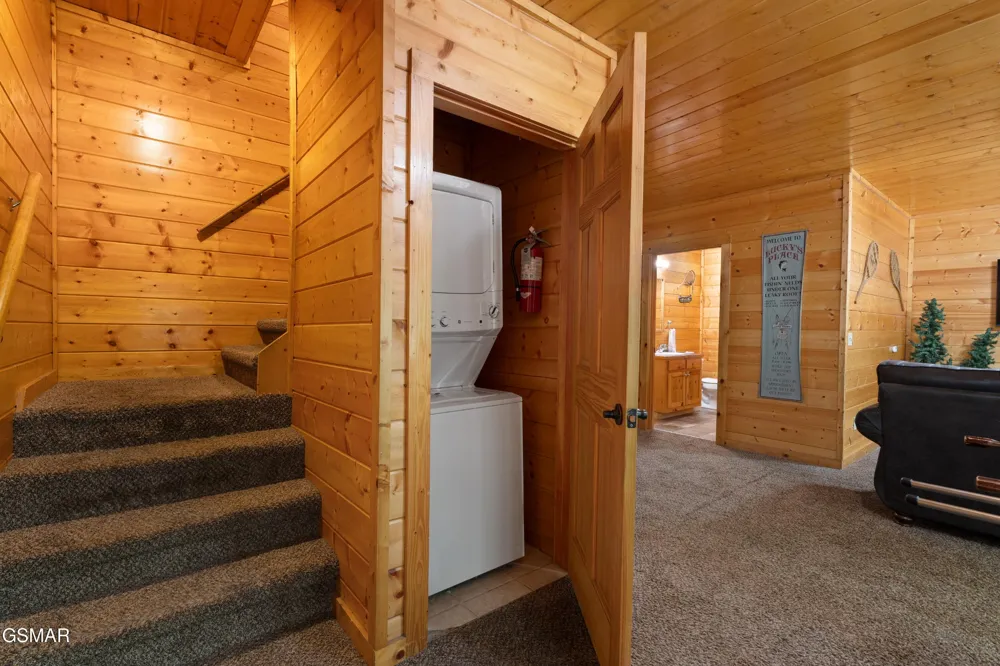 543 Blackberry Ridge Way Pigeon Forge, TN 37863