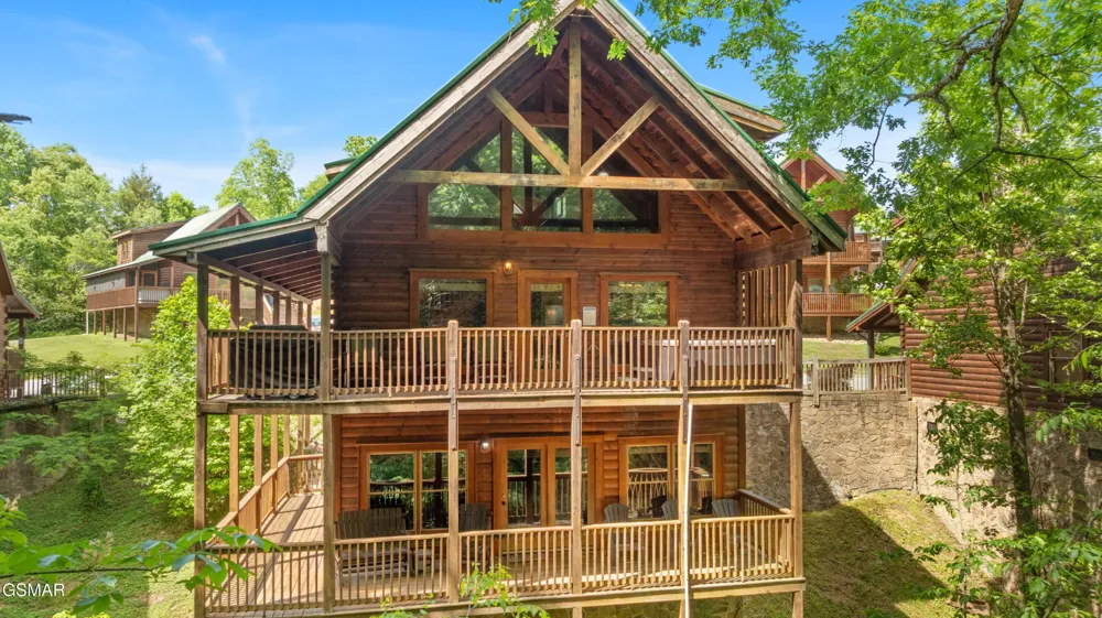 543 Blackberry Ridge Way Pigeon Forge, TN 37863
