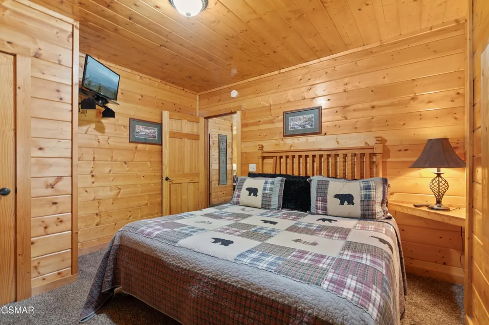 543 Blackberry Ridge Way Pigeon Forge, TN 37863