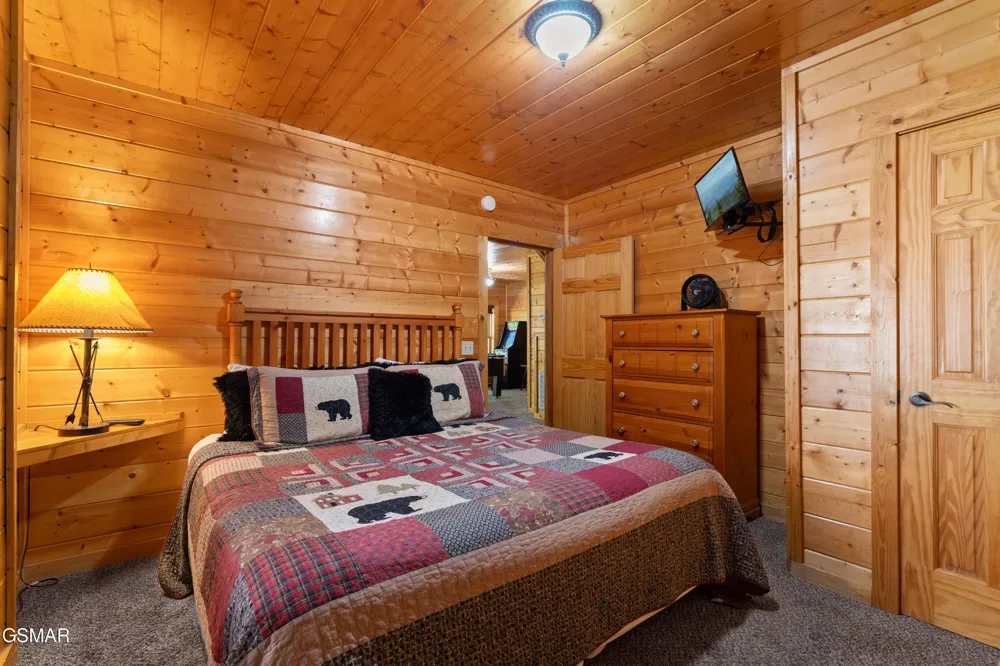 543 Blackberry Ridge Way Pigeon Forge, TN 37863