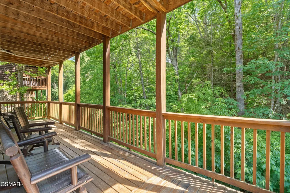 543 Blackberry Ridge Way Pigeon Forge, TN 37863