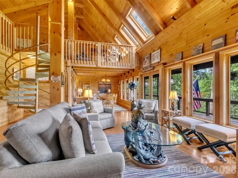 12 Signal Ridge Sylva, NC 28779