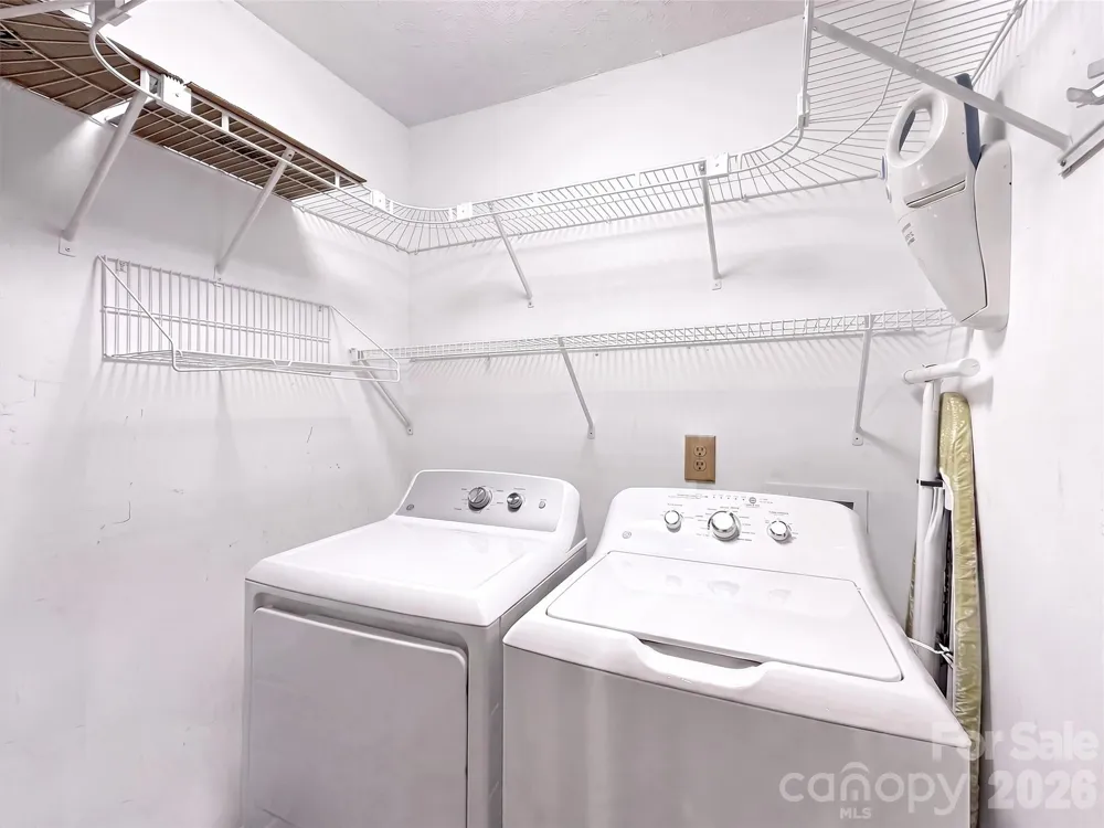 12 Signal Ridge Sylva, NC 28779