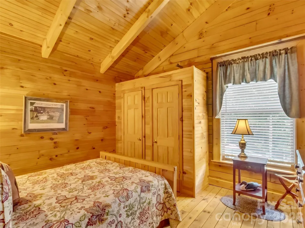 12 Signal Ridge Sylva, NC 28779
