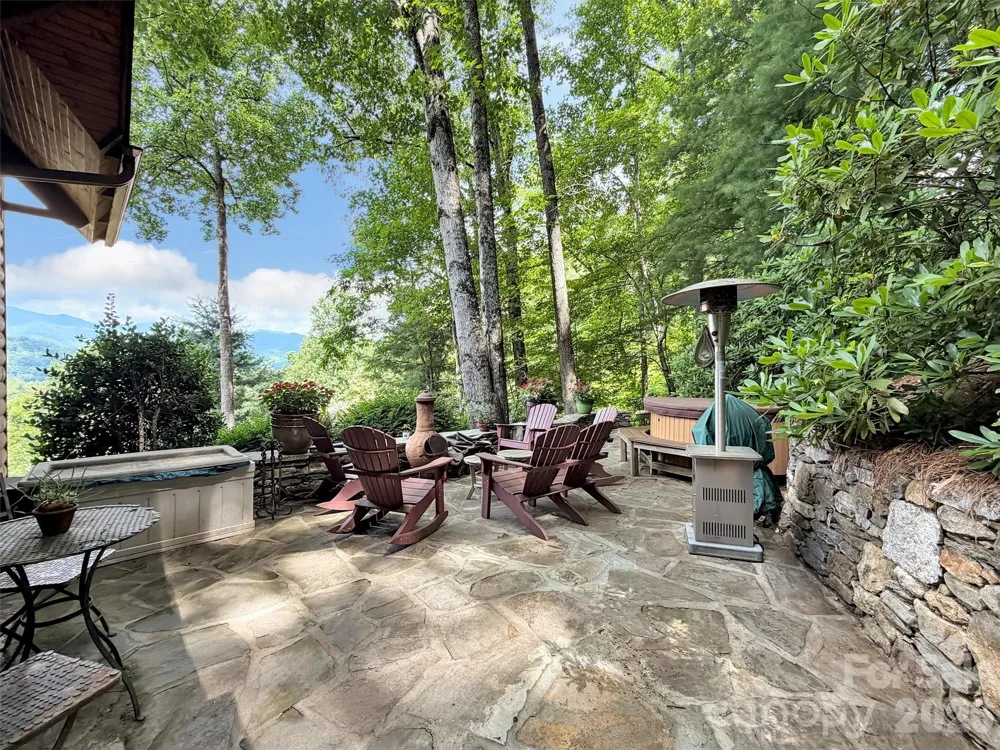 12 Signal Ridge Sylva, NC 28779