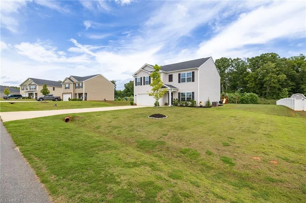 174 Culloden Drive Mocksville, NC 27028
