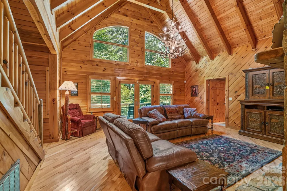 1482 Howard Moore Road Hot Springs, NC 28743