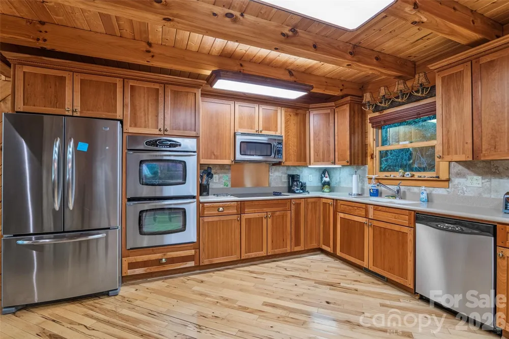 1482 Howard Moore Road Hot Springs, NC 28743