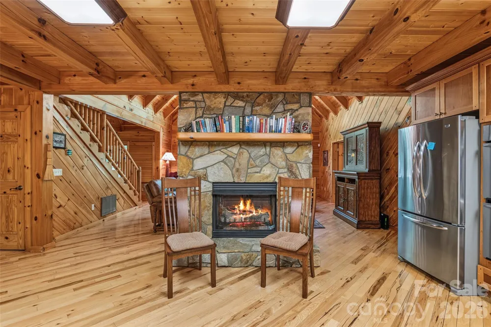 1482 Howard Moore Road Hot Springs, NC 28743