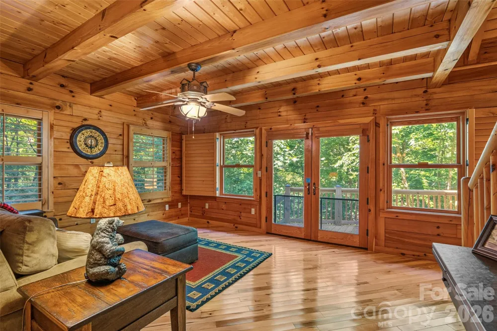 1482 Howard Moore Road Hot Springs, NC 28743