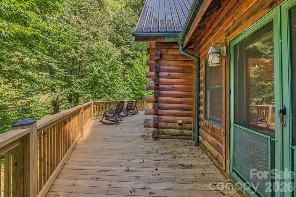 1482 Howard Moore Road Hot Springs, NC 28743