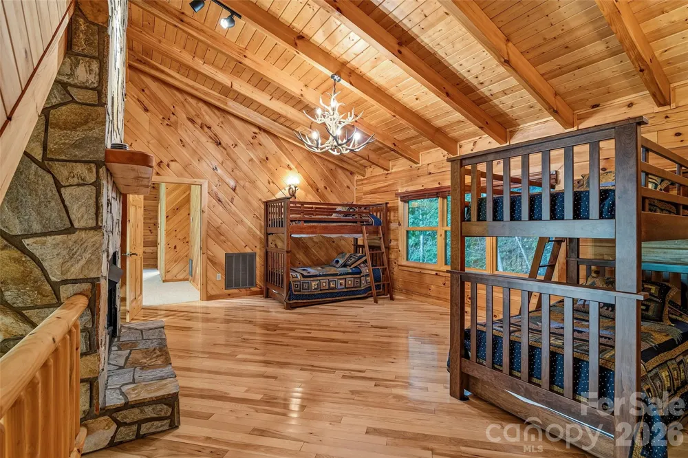 1482 Howard Moore Road Hot Springs, NC 28743